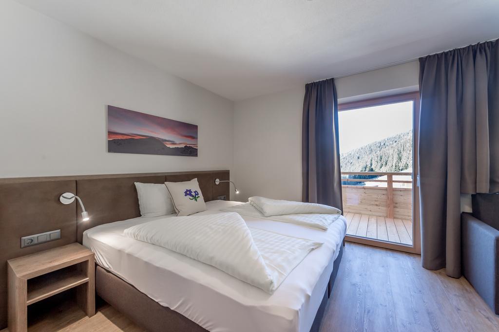 Berghotel & Gasthof Marlstein Oetz Bagian luar foto
